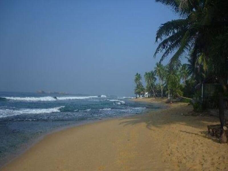 Time N Tide Beach Resort Hikkaduwa Buitenkant foto