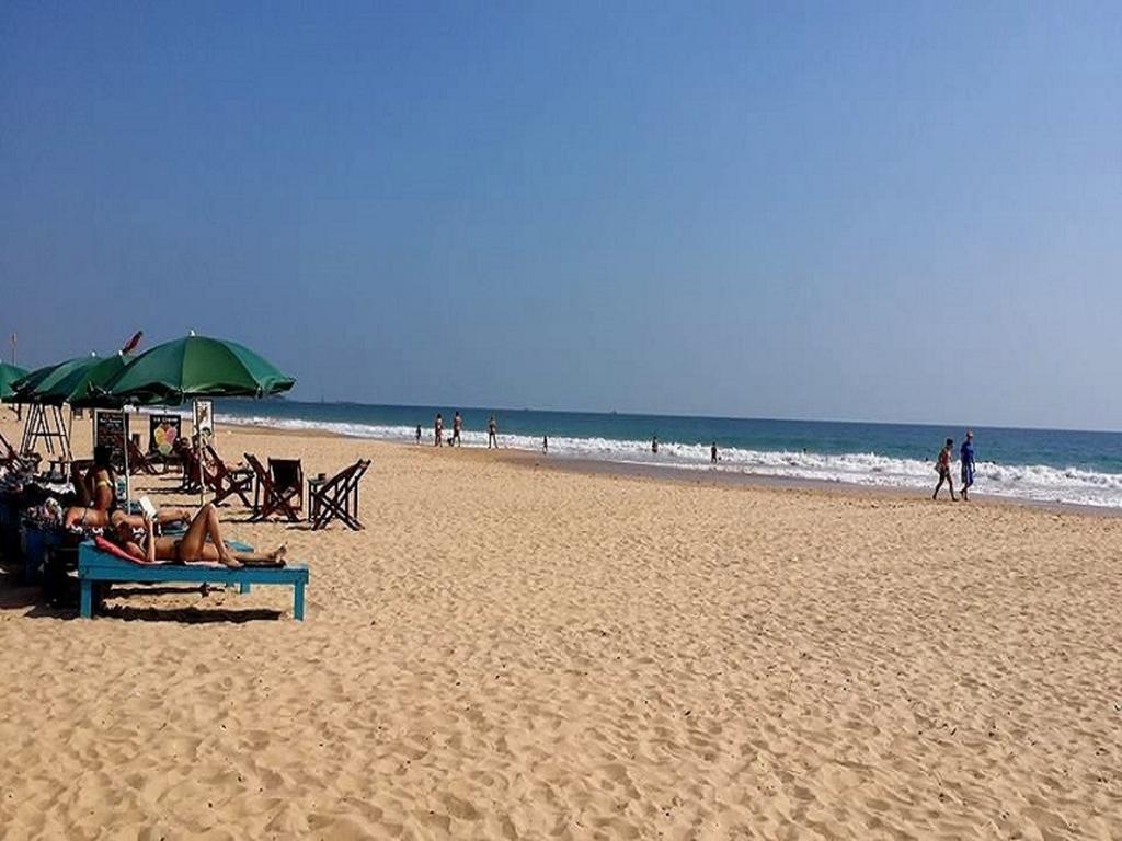 Time N Tide Beach Resort Hikkaduwa Buitenkant foto