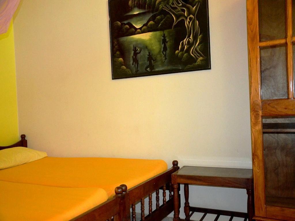 Time N Tide Beach Resort Hikkaduwa Buitenkant foto
